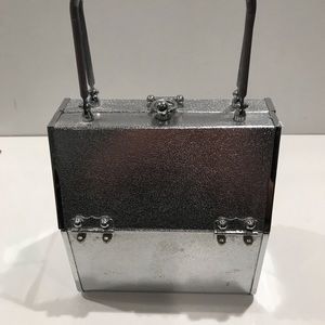 Vintage 1970’s Silver Metal Evening Bag.